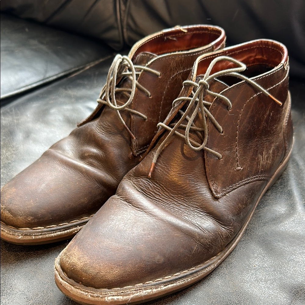 Men's Brown Leather Chukka Boots